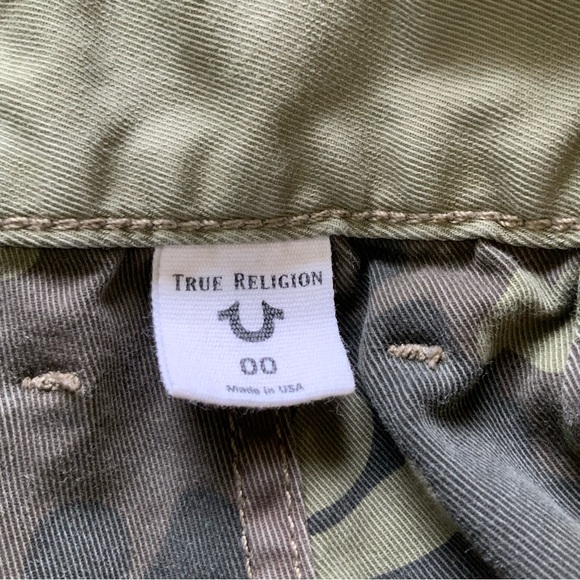 True Religion Unisex Khaki Utility Wide Leg Cargo Pant sz 00 Runs Large 31" - Picture 6 of 8